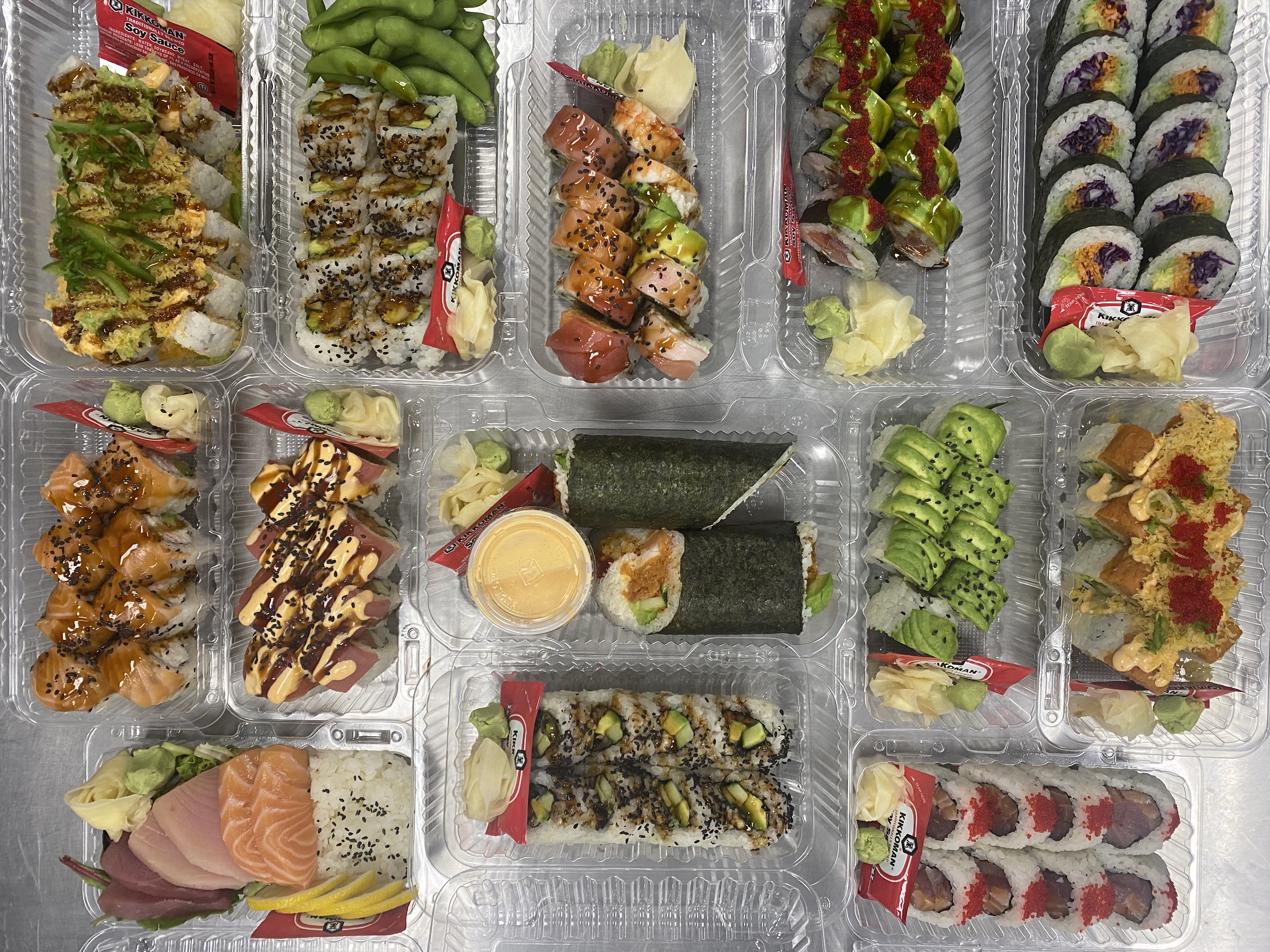 Sushi box variety